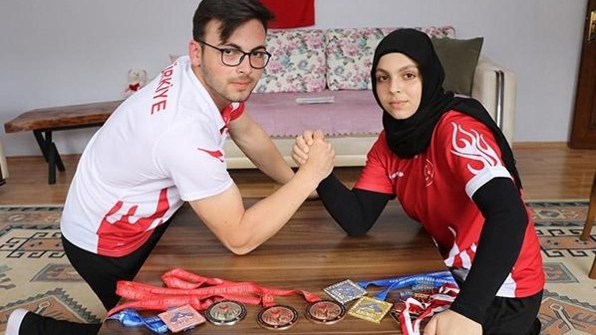 Yunanistan’da bükmedik bilek bırakmadılar!
