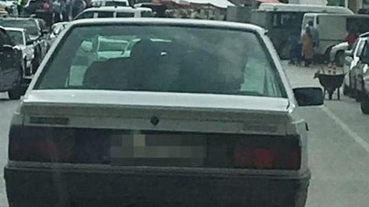 Çorum'da şaşırtan durum! Otomobilin arka koltuğunda...
