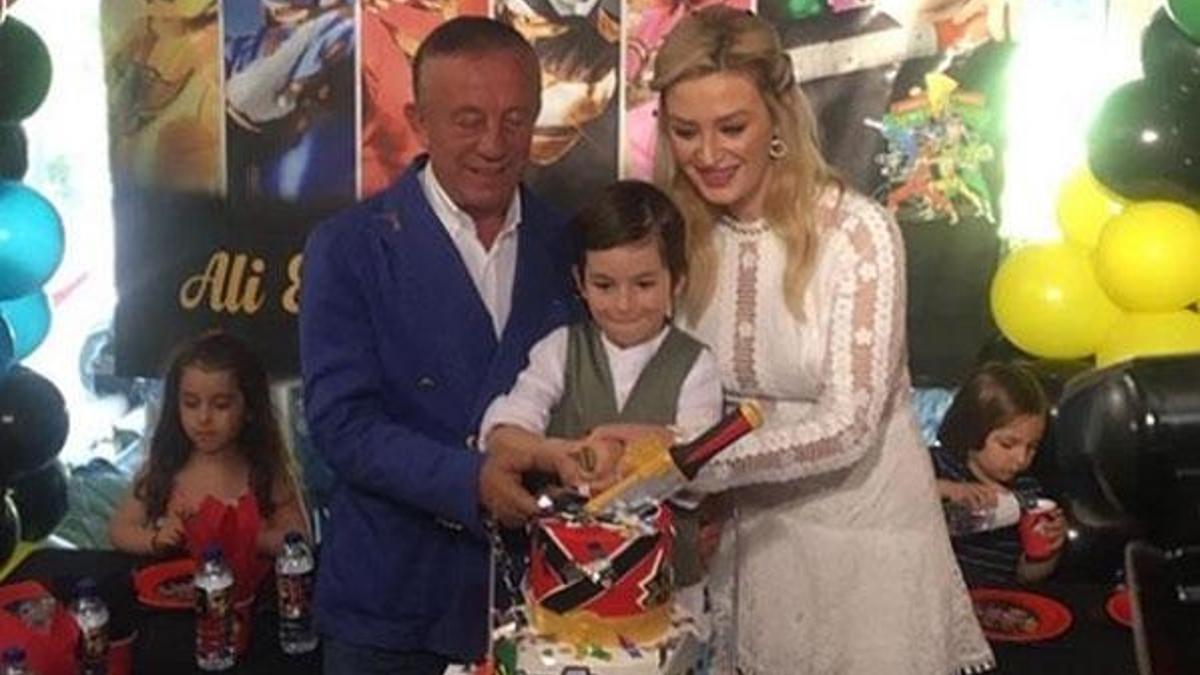Ali Ağaoğlu ve Petek Ertüre oğulları için bir araya geldi