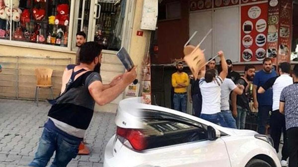 Esenyurt'ta bıçak, satırlı ve sandalyeli kavga!