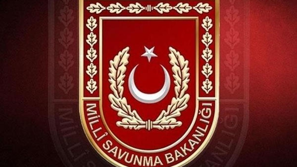 MSB: Erhaç Üssü'ne iniş sırasında arızalanan F4'te hasar oluştu