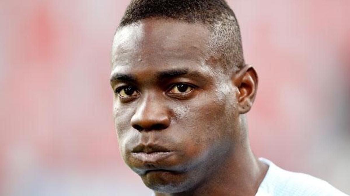 Balotelli'den açıklama: Benim için onurdur