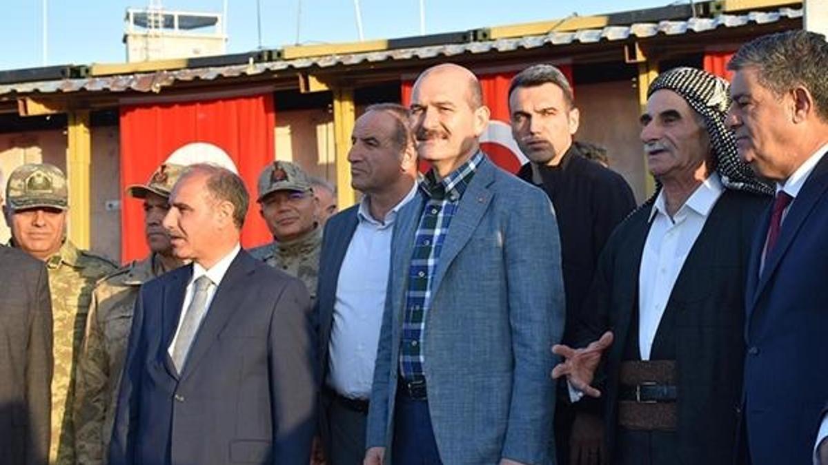 Bakan Soylu, Kato'da Mehmetçikle bayramlaştı