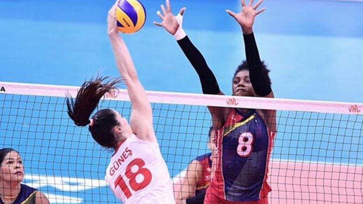 Filenin Sultanları, Dominik Cumhuriyeti'ni 3-1 yendi