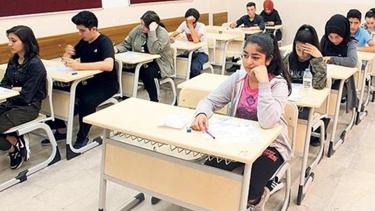 LGS Fizik’te ‘boya’ sorusu hatalı mı?