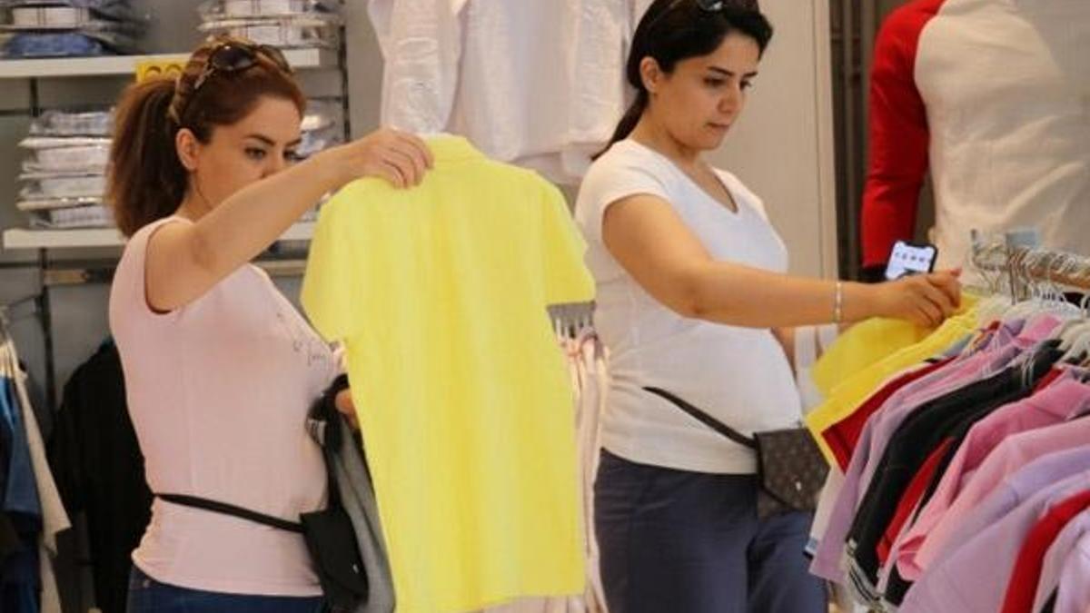 İranlı turistlerden Van esnafına çifte bayram!