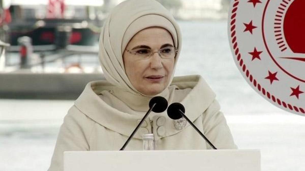 Emine Erdoğan: Lütfen sahillerin temizliğine özen gösterelim