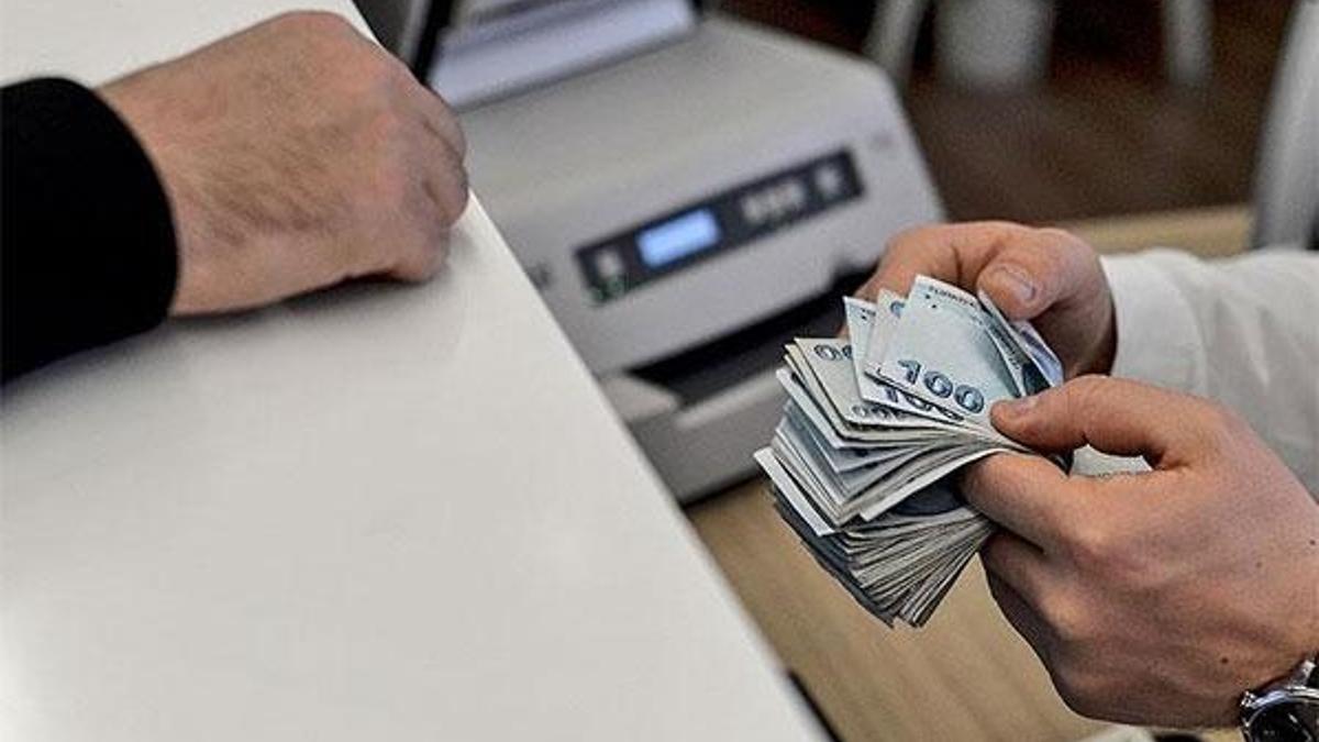 Emekliye ek ödeme! En az maaş 1200 TL...