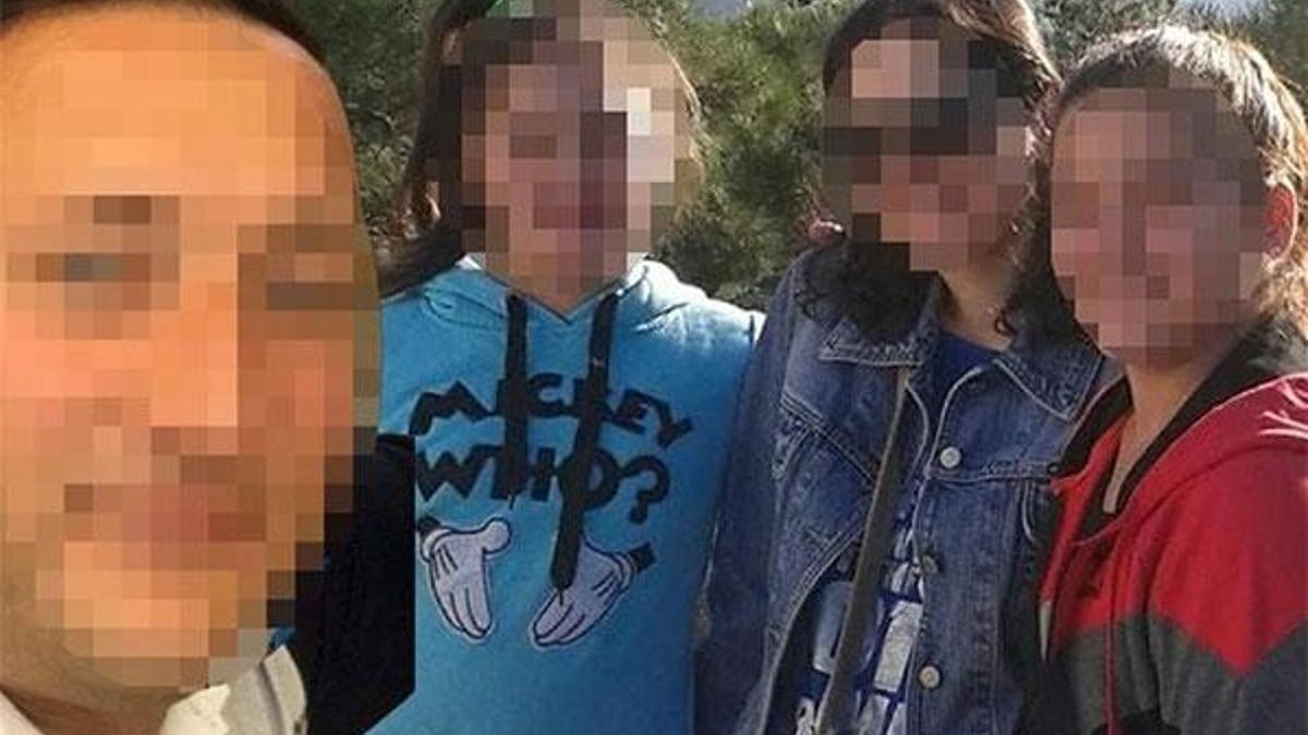 Cinnet getiren baba 2 kızını av tüfeğiyle vurdu