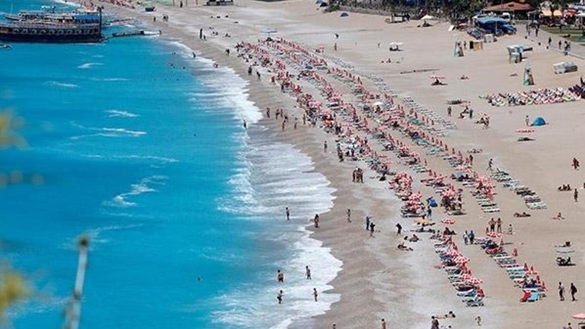 Antalya'da "mavi bayraklı" plaj sayısı 203'e yükseldi