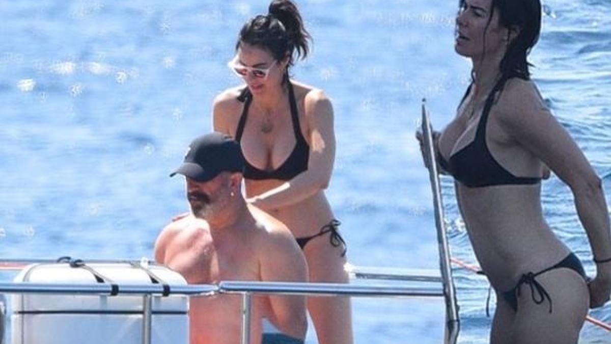 Cem Yılmaz’dan Defne Samyeli’ye: Yavrum