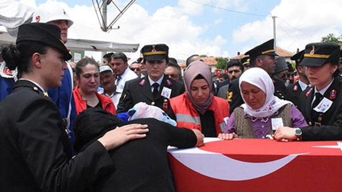Şırnak şehidi Evran son yolculuğuna uğurlandı