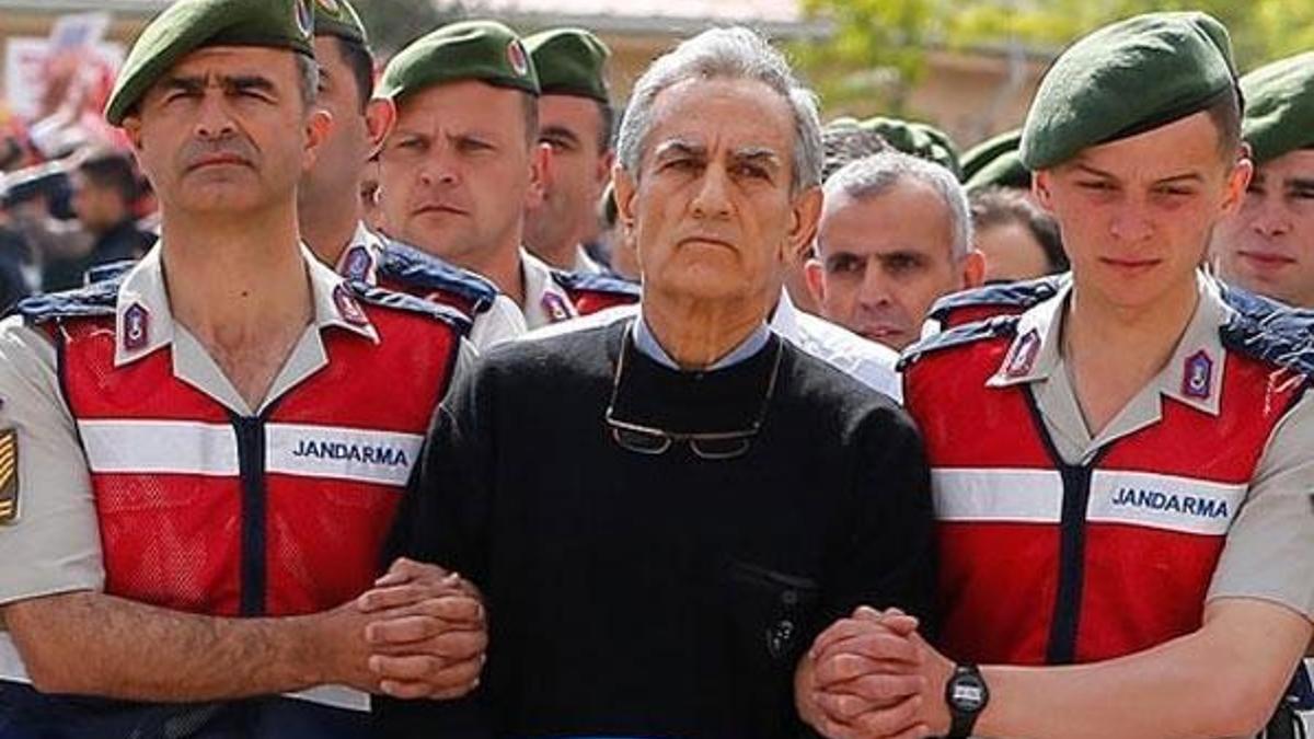 Akın Öztürk'e, 141 kez ağırlaştırılmış müebbet hapis cezası verildi