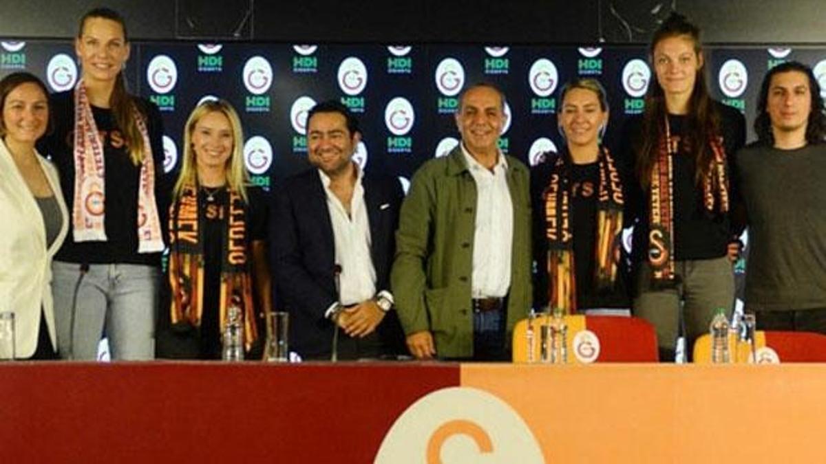 Galatasaray'da 4 imza birden!
