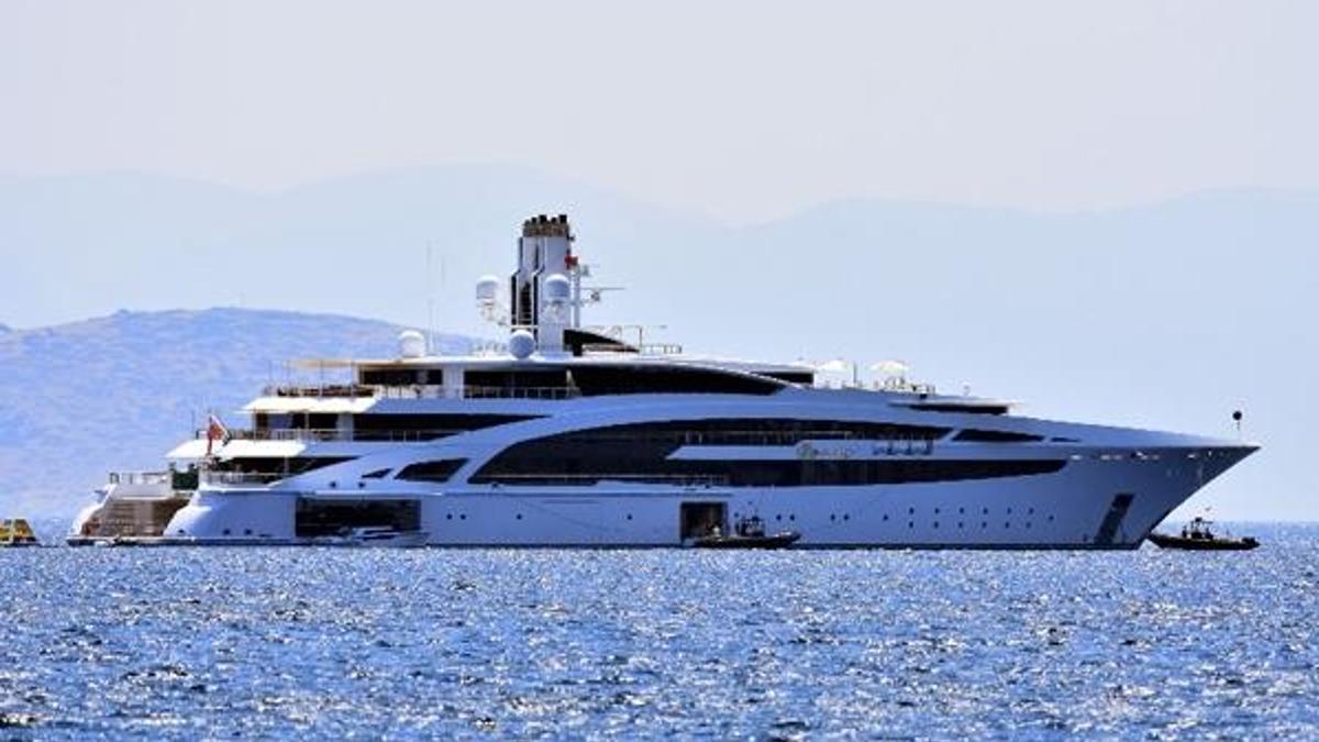 Kazak milyarderin mega yatı Bodrum'da