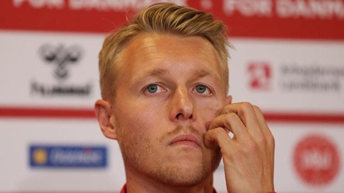 Menajeri resmen açıkladı! Simon Kjaer...
