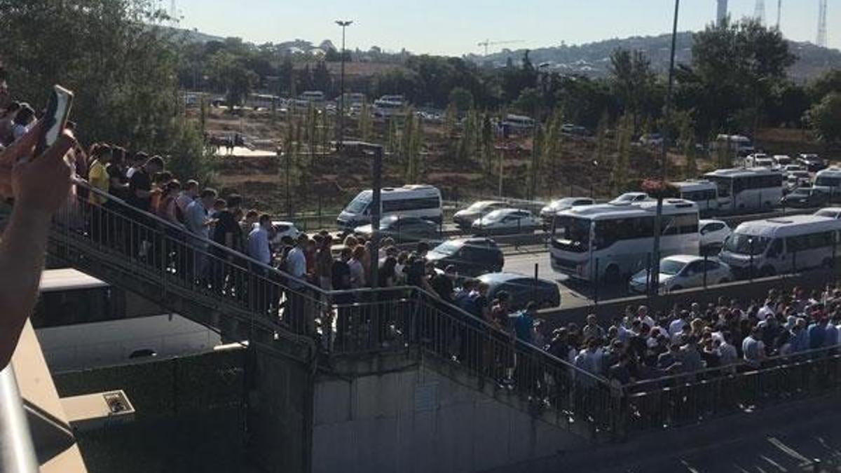 FSM Köprüsü’ndeki çalışmalar nedeniyle vatandaşlar toplu taşımaya yöneldi!