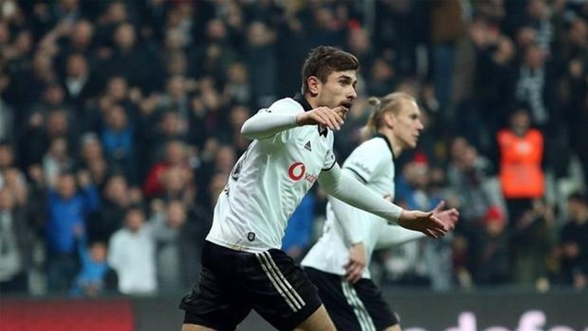 Antonio Conte, Beşiktaş'ın yıldızı Dorukhan'ı istiyor!