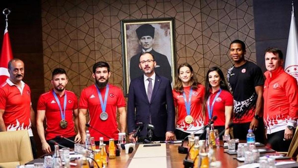 Bakan Kasapoğlu: Amacımız Türkiye'nin bir spor ülkesi olması