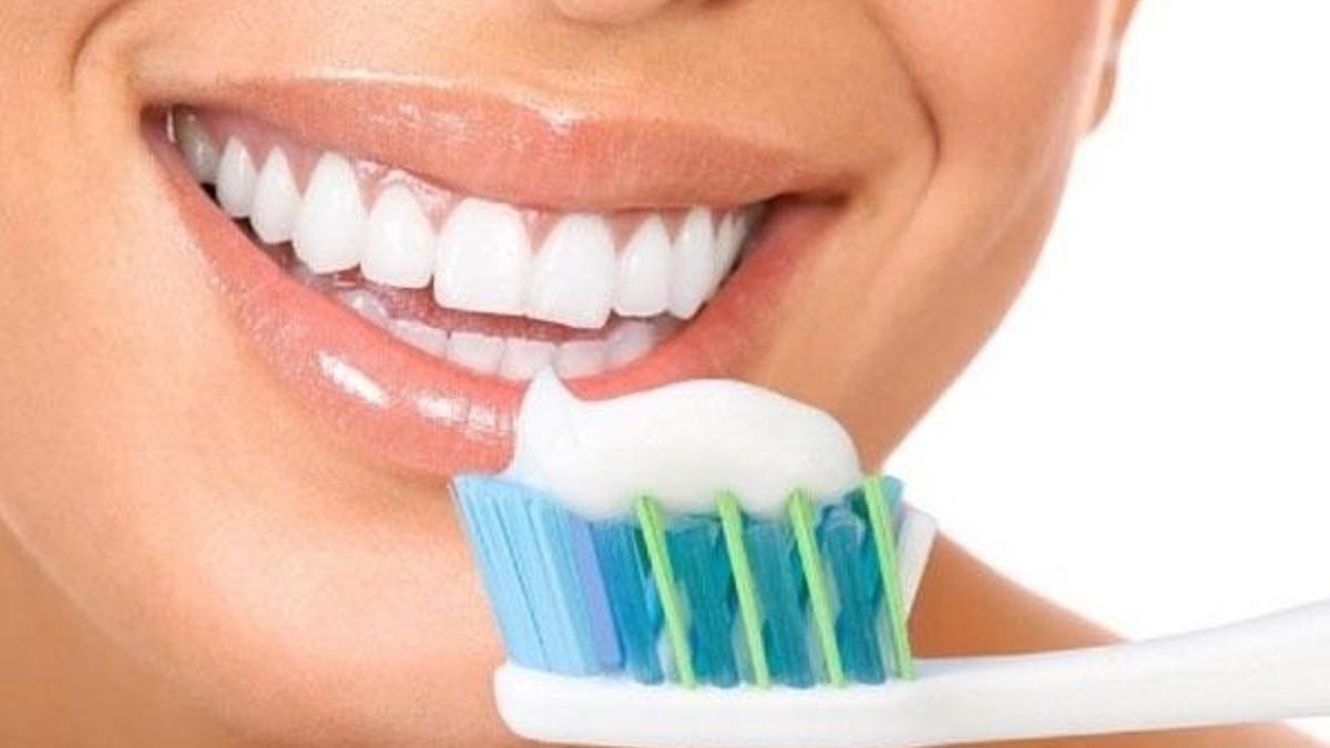 Diş fırçalarken bunlar önemli