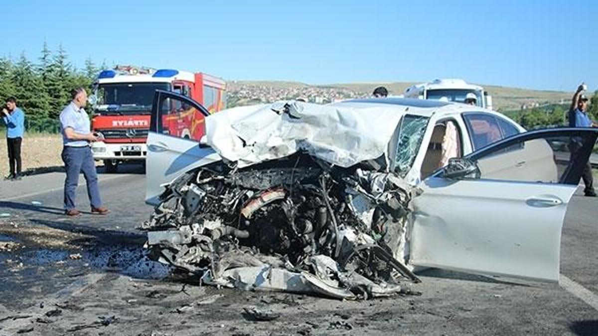 Ankara’da feci kaza: 3 ölü