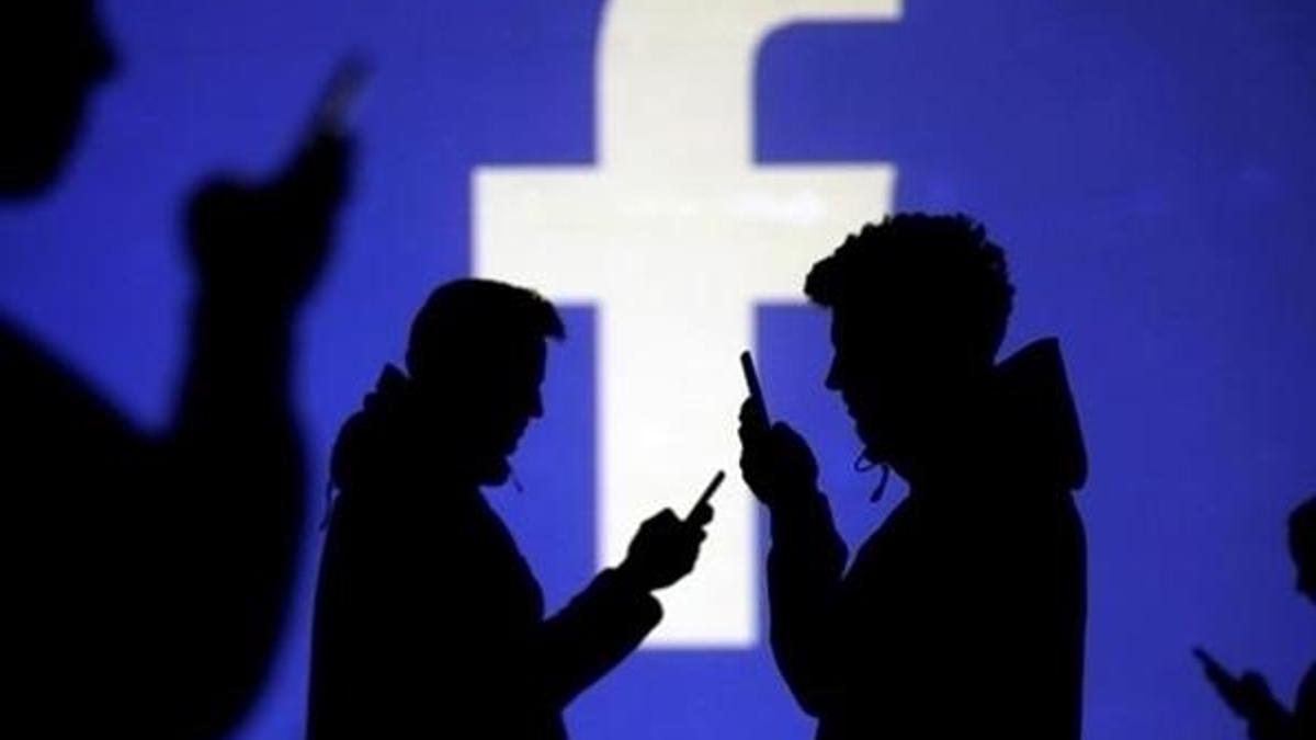 Apple'ın kurucusundan "Facebook'u silin" çağrısı