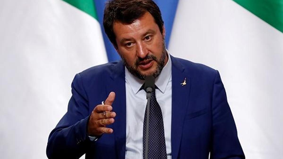 İtalyan aşırı sağcı lider Salvini'ye mermili zarf gönderildi