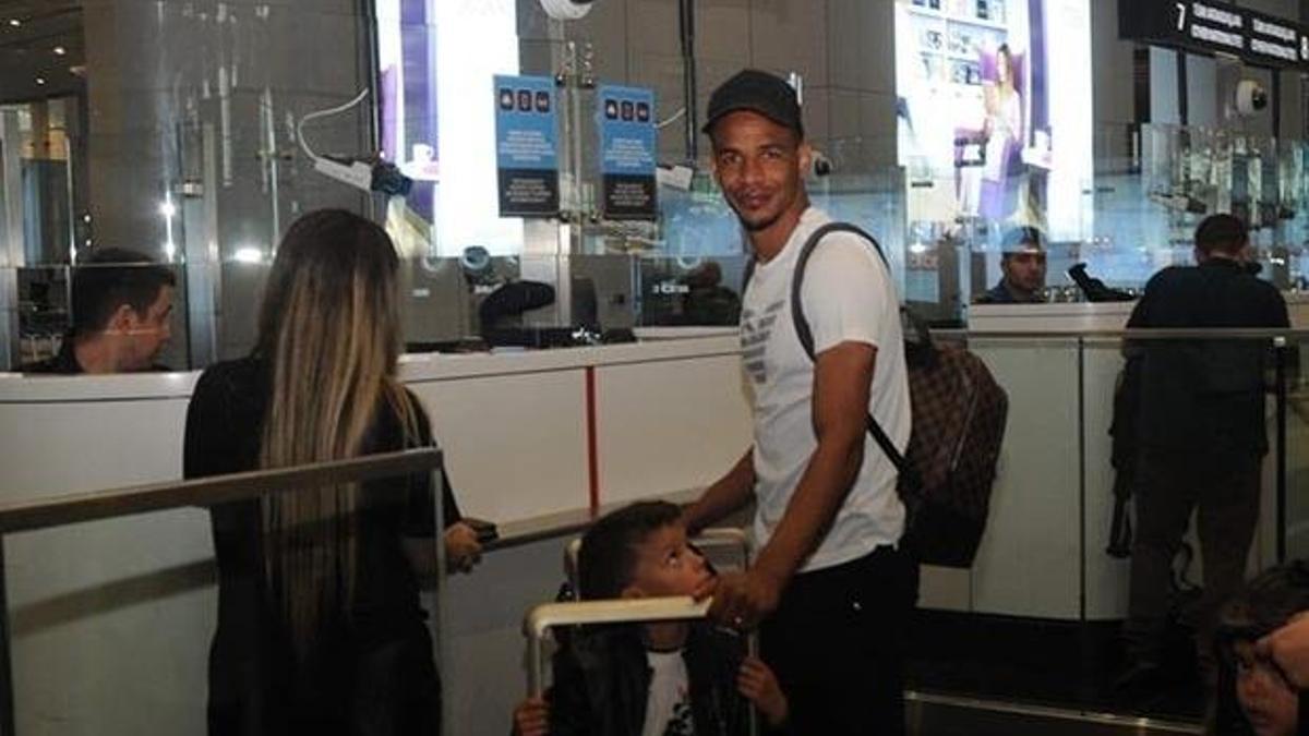 Fernando, ailesiyle birlikte Türkiye'den ayrıldı
