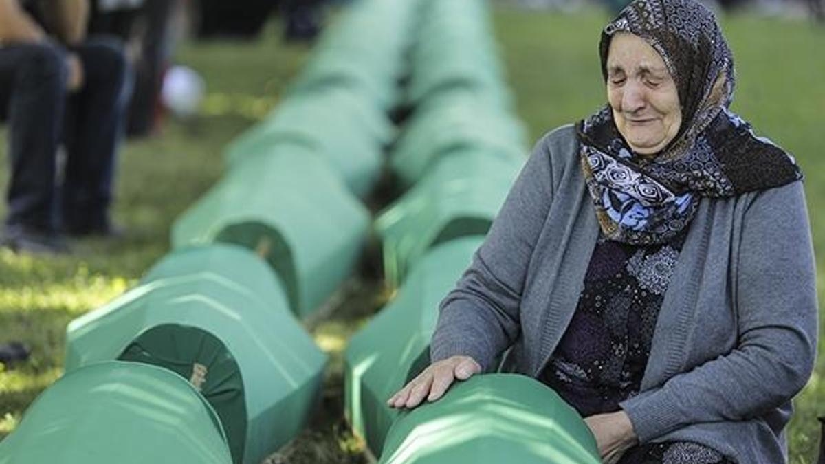33 Srebrenitsa kurbanı daha toprağa verildi