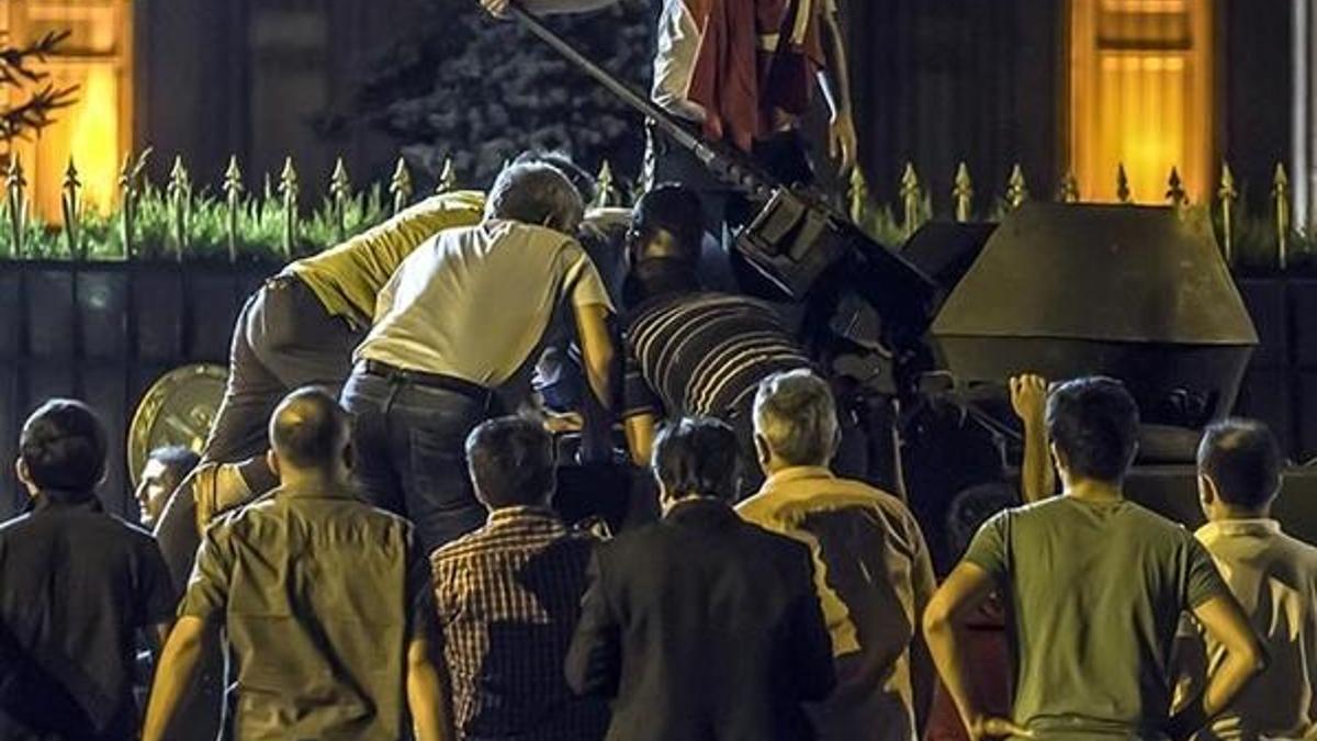 "15 Temmuz'u torunlarımıza anlatacağız"