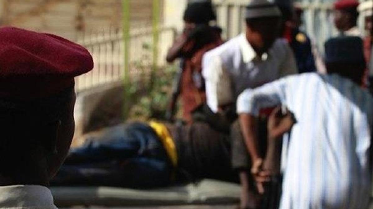 Güney Afrika'da silahlı saldırılar: 43 ölü