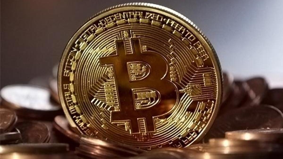 Bitcoin 10 bin doların altına geriledi