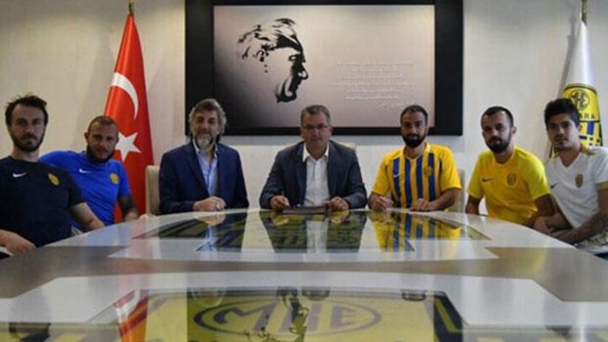 Ankaragücü'nde 5 imza birden!