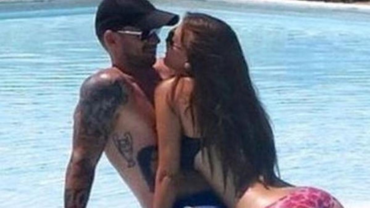 Wesley Sneijder o iddiaları yalanladı!