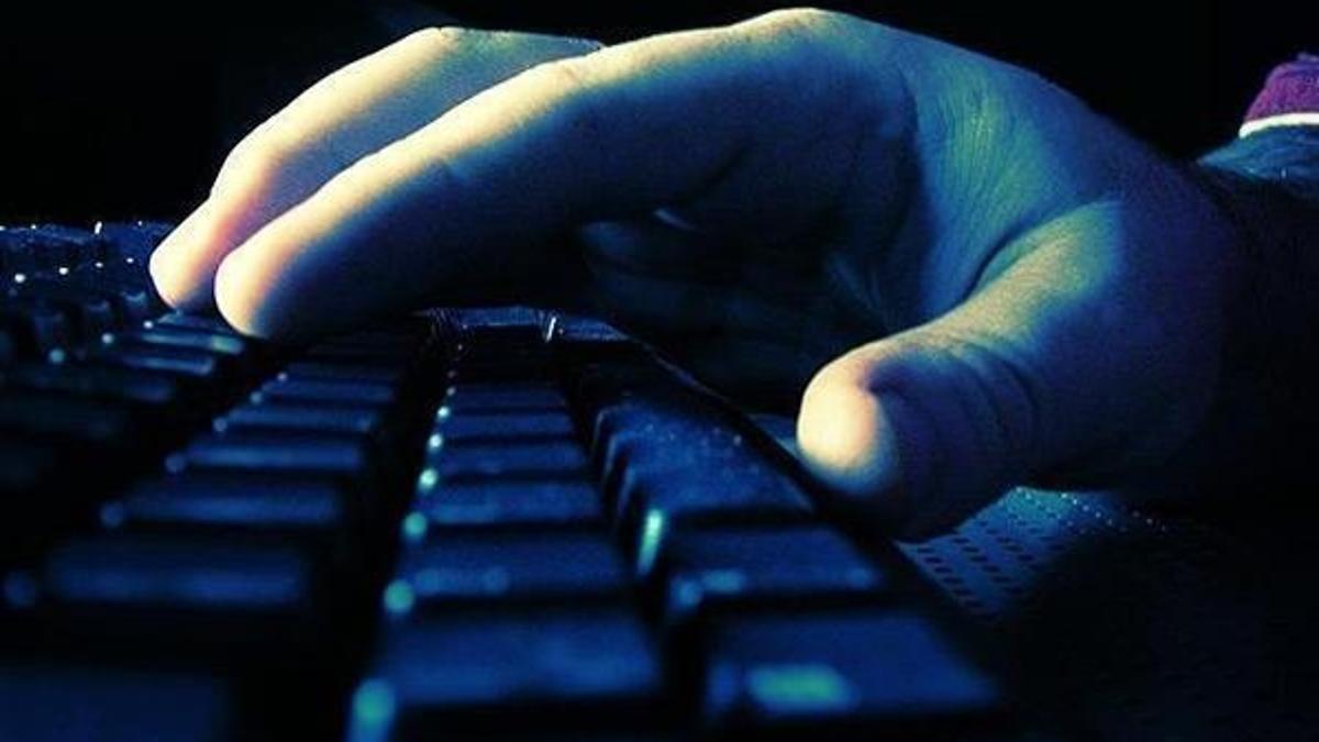 Facebook’ta büyük dolandırıcılık! Sistemlere sızıyorlar