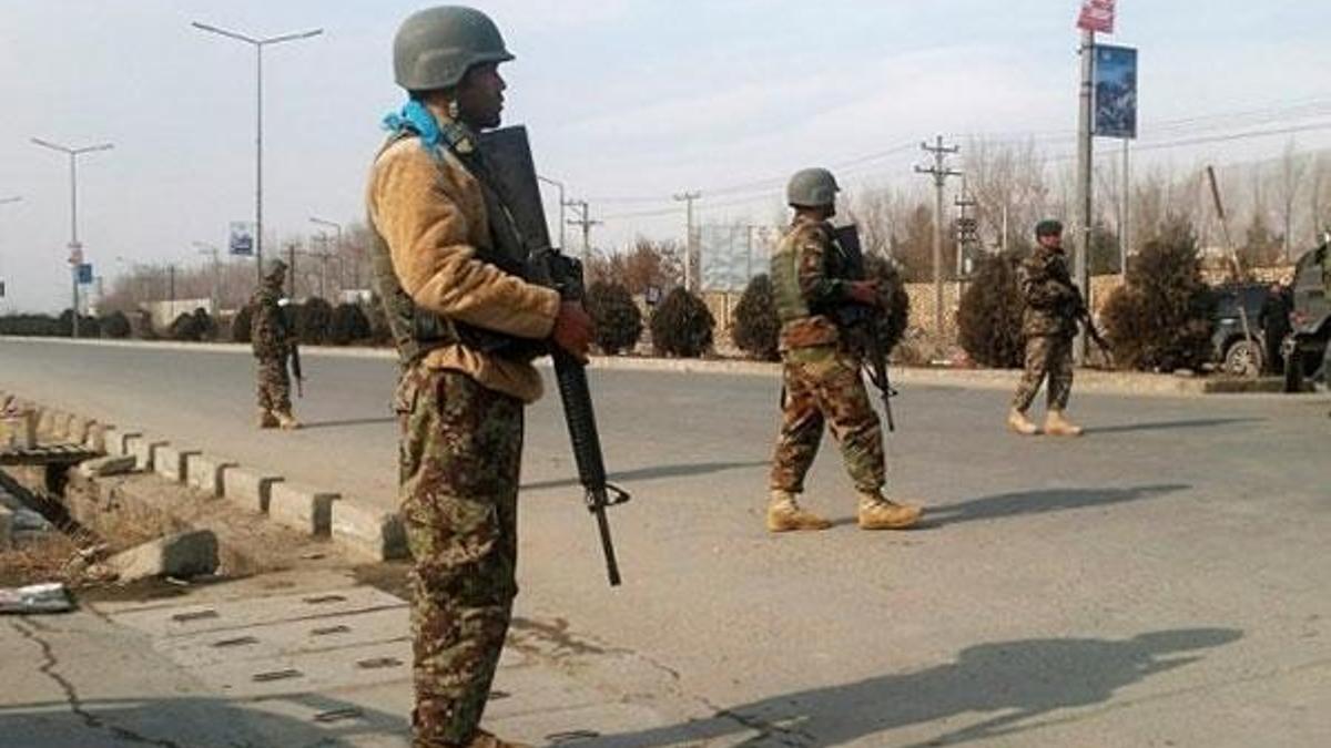 Afganistan'da bir general öldürüldü