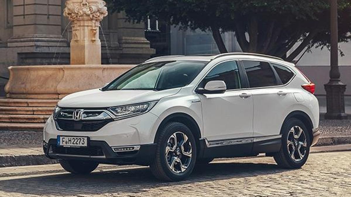 Honda yeni hibrit aracını Türkiye’de satışa sunuyor