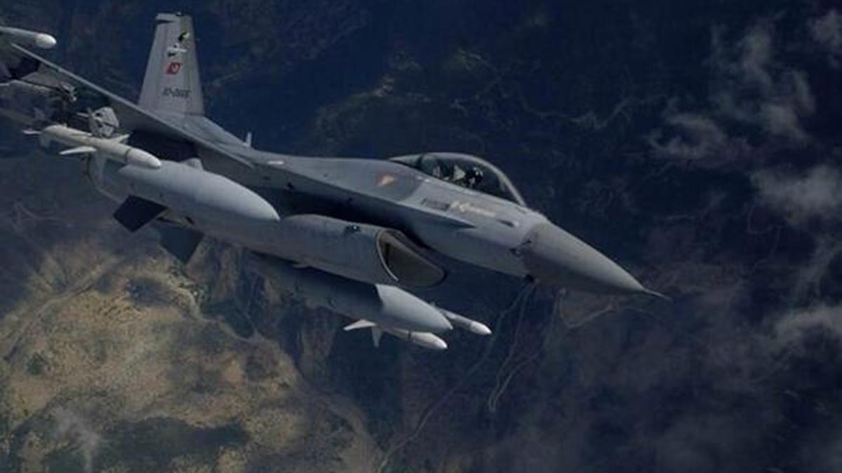 Türk savaş uçakları Metina'yı vurdu