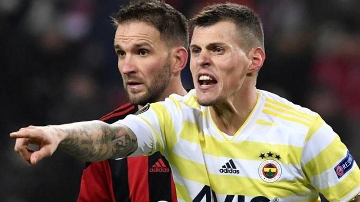 Skrtel Başakşehir'e imza atıyor!