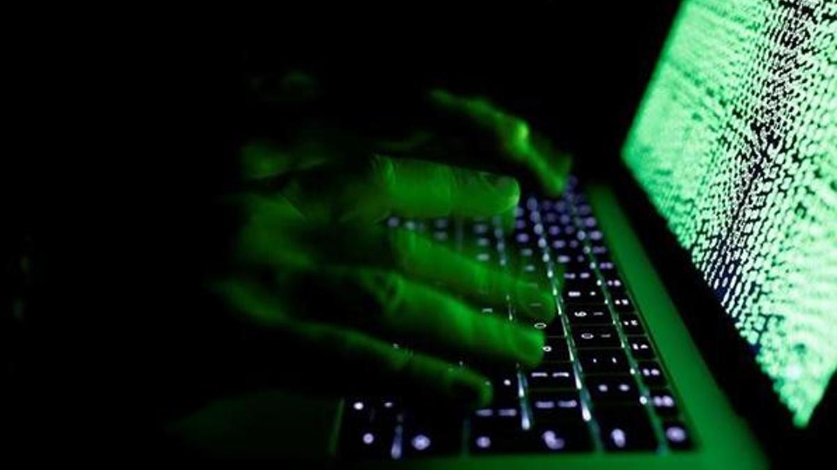 FETÖ fenomen hesapları alıp propaganda yapıyor