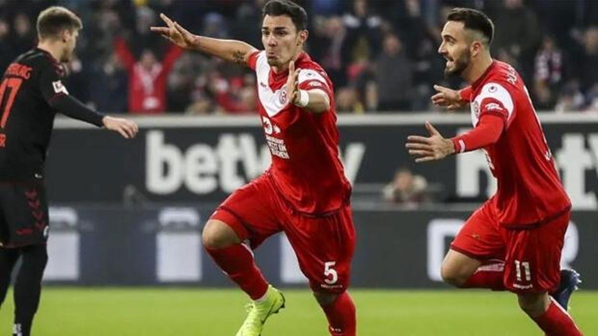 Kaan Ayhan: Süper Lig'den teklif almadım
