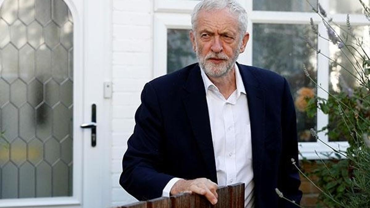 İngiltere'de İşçi Partisi lideri Corbyn'den seçim çağrısı