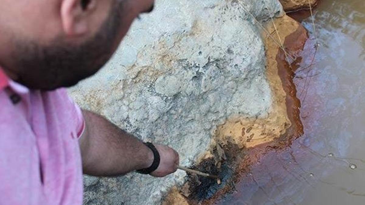 Kocaeli’de şoke eden olay! Dere renk değiştirdi…