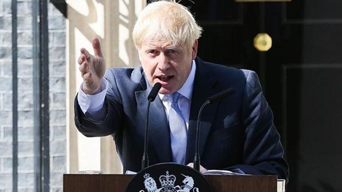 Boris Johnson ilk mesajını verdi