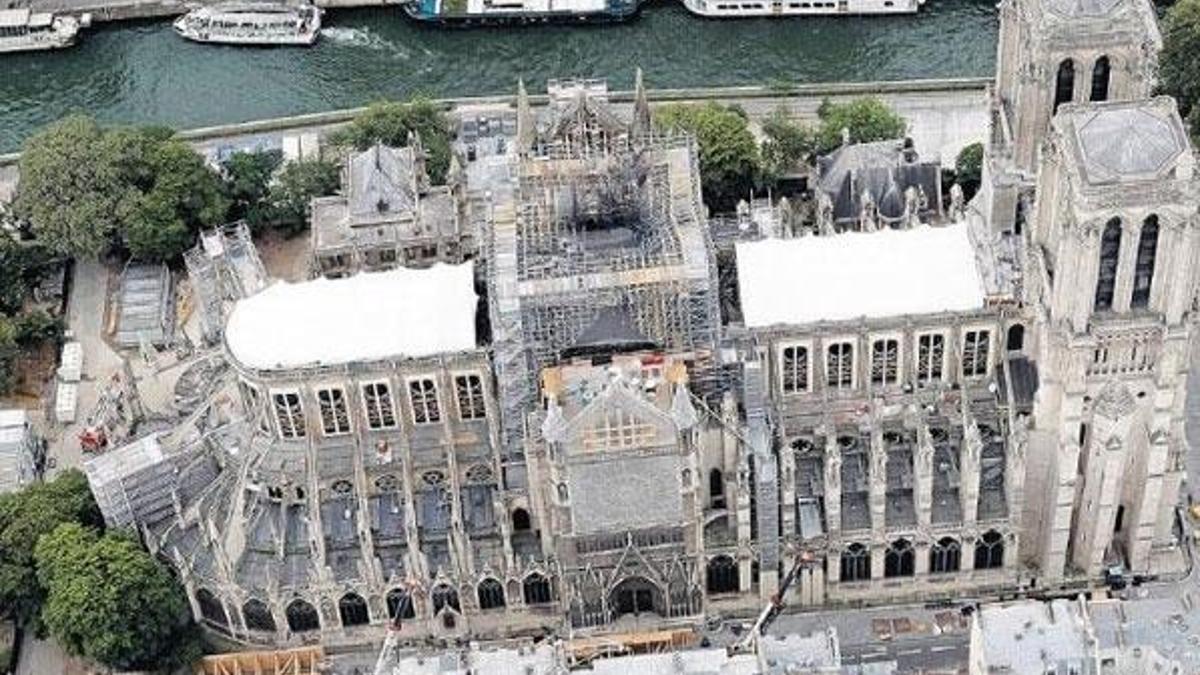 Notre Dame yine yanabilir
