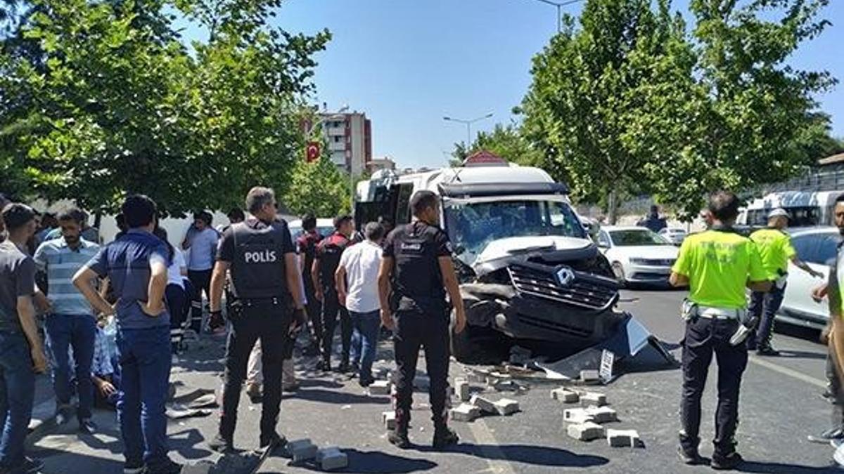 Diyarbakır'da makas faciası! 5'i ağır, çok sayıda yaralı var