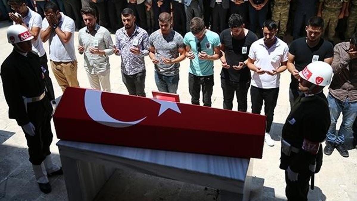 Şehit Sözleşmeli Er Metin Yıldız son yolculuğuna uğurlandı