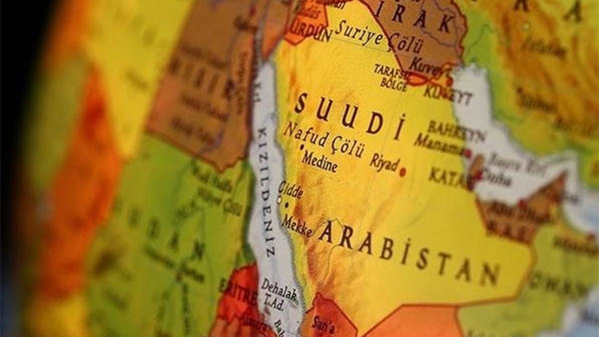 Husilerden Suudi Arabistan'ın Abha Havalimanı'na İHA saldırısı