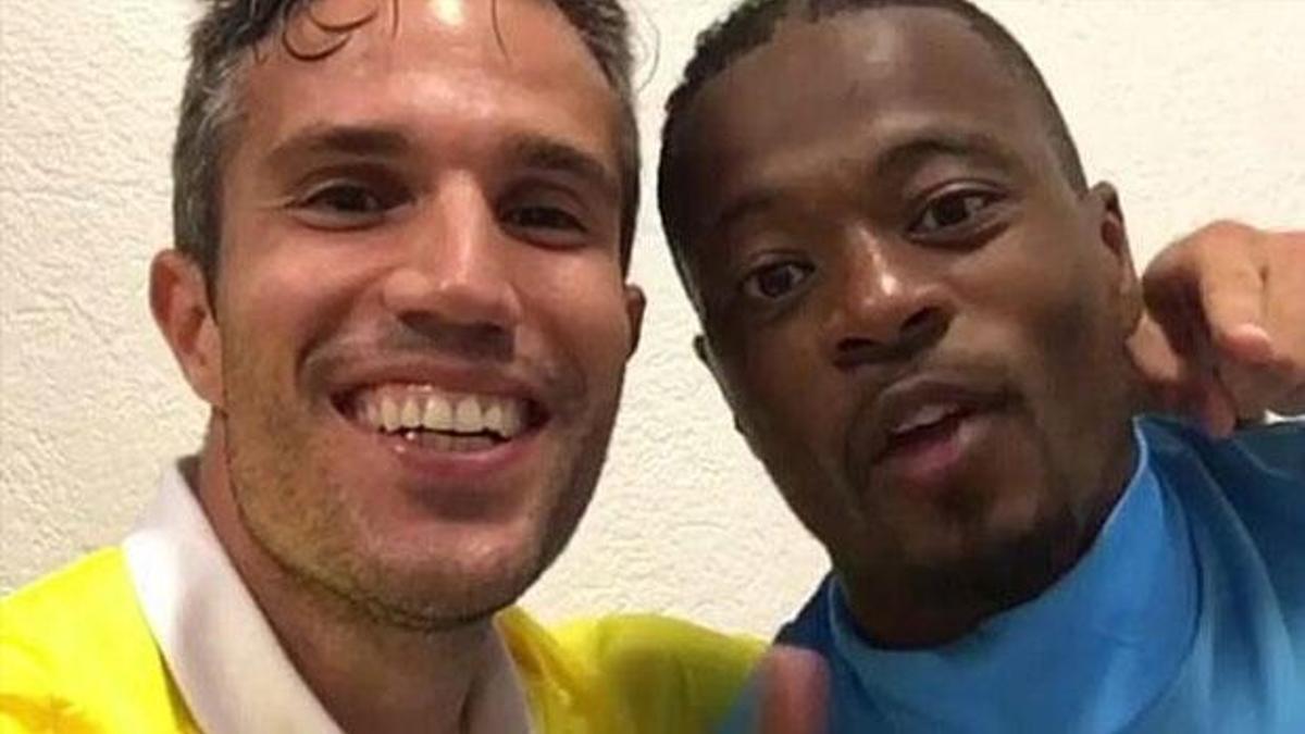 Patrice Evra futbolu bıraktı