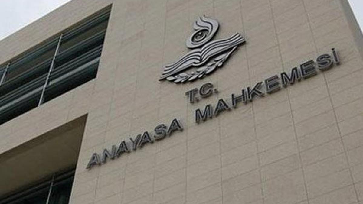 1071 akademisyenden, Anayasa Mahkemesi kararına karşı bildiri